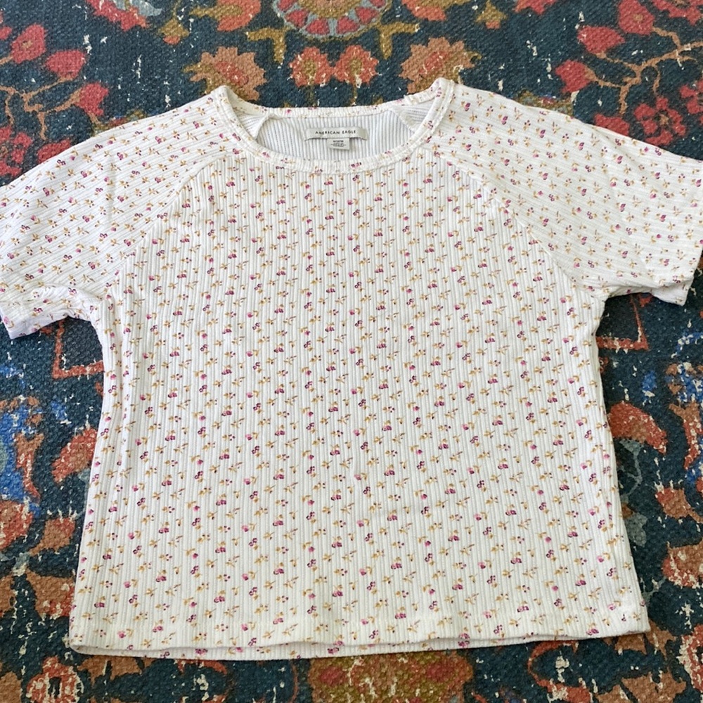 American Eagle Floral Shirt M